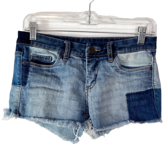 Blank NYC Pants - Blank NYC Andrea Frost Cuff Off Shorts Women's Size 25 Blue Patchwork Denim